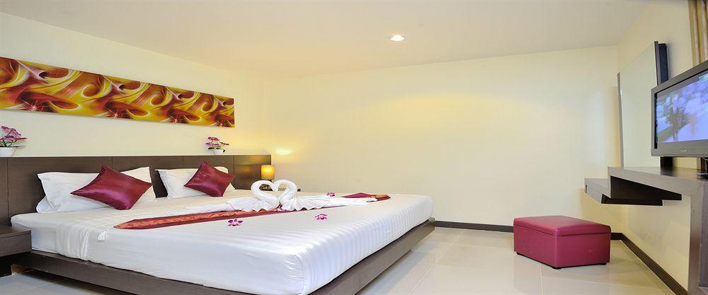 Pimrada Hotel Patong Exterior photo