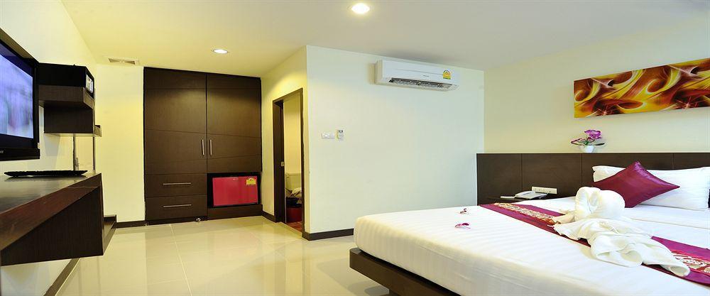 Pimrada Hotel Patong Exterior photo